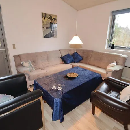Three-bedroom Holiday In 度假居